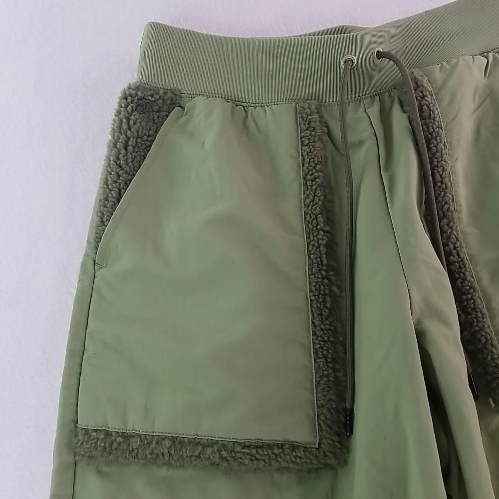 Nike Women High Waisted Joggers Olive Green Pocket Sweatpants Athletic M